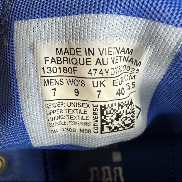 Converse Chuck Taylor Women’s Sneakers. Size 9 - Picture 9 of 9